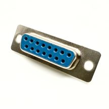 D15-naarasliitin juotettava