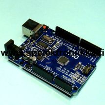 UNO R3 kehitysalusta Arduino yhteensopiva kopio ilman USB kaapelia