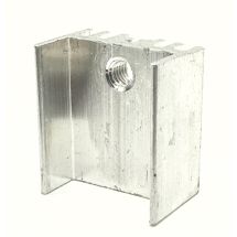Jäähdytyslevy kirkas 9.5 x 14.5 x 16 mm ruuvinrei'ällä TO -koteloille jne ...