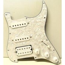 ST -tyylinen 2xsingle 1xhumbucker VALMIS 21 PWHT, 3PLY Whitepearl pleksi