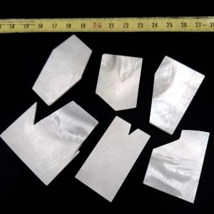 MOP -palaset, 1.5 mm, isoja paloja AA -Grade n. 28.5 g - 6 palasta - setti 1