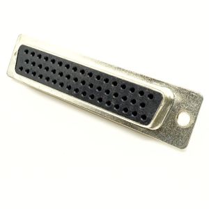 D50-naarasliitin juotettava