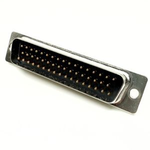 D50-urosliitin juotettava