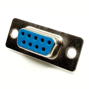 D9-naarasliitin juotettava