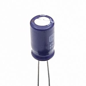 Bipolaarielko bipolaarikondensaattori 10uF / 50V