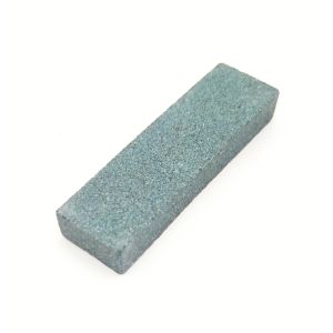 Hiomakivi alumiinioksidia medium kovuus, matkamalli koko n. 10.8 x 20.5 x 72 mm