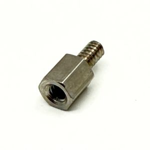 Metallinen jatkomutteri 5.7mm D-liitin kierre