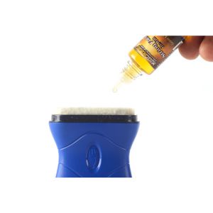 MusicNomad MN120 String fuel täyttöpullo kieltenpuhdistajaan