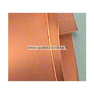 Piirilevy erittäin ohut vain n. 0.3 mm, kaksipuoleinen 260 x 300 mm