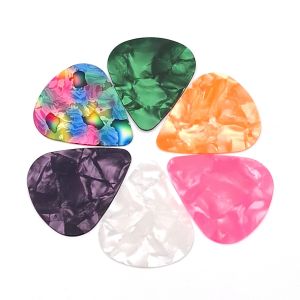 Plektrasetti pearloid, 6 kpl eri värejä, medium 0.7 mm